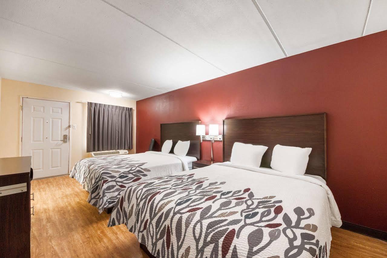 Motel 6 San Antonio Tx I 35 North Corridor מראה חיצוני תמונה